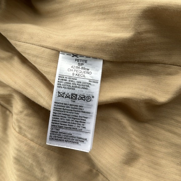 Classic Limonta Banana Republic Trench coat NWOT. - Picture 6 of 8